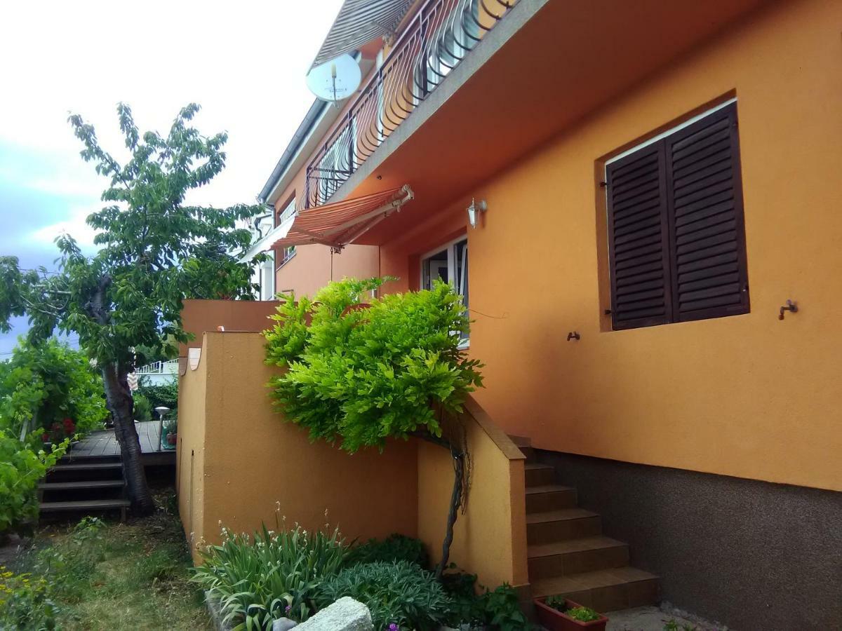 Apartments Mare Croatia Senj  Luaran gambar